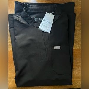 NWT Figs Black Maternity scrub top, black